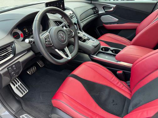 2025 Acura RDX
