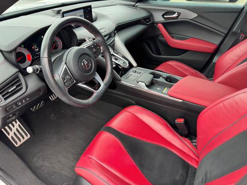 2022 Acura TLX