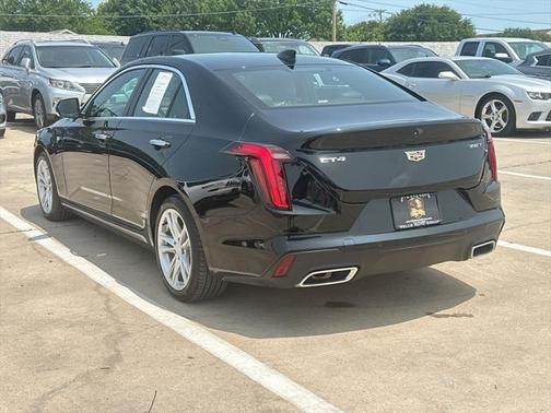 2023 Cadillac CT4 Luxury