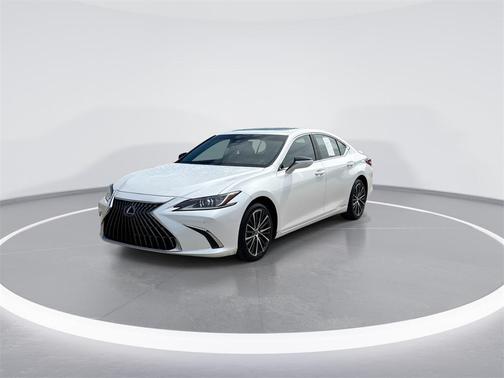 2022 Lexus ES 300h Base