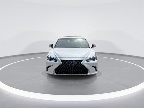 2022 Lexus ES 300h Base