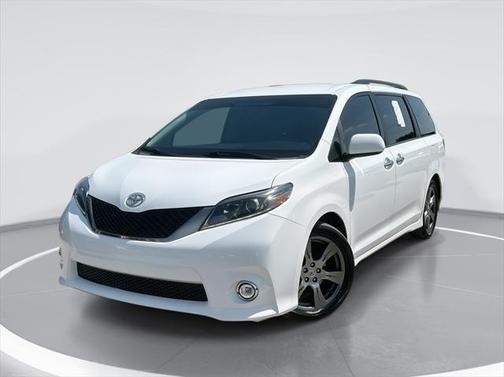 2017 Toyota Sienna SE