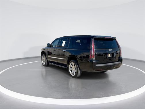 2018 Cadillac Escalade ESV Luxury