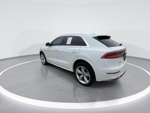 2023 Audi Q8 55 Premium Plus