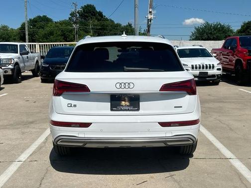2021 Audi Q5 45 Premium