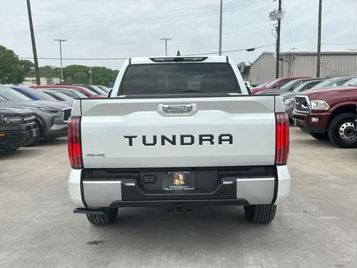 2024 Toyota Tundra Hybrid Limited