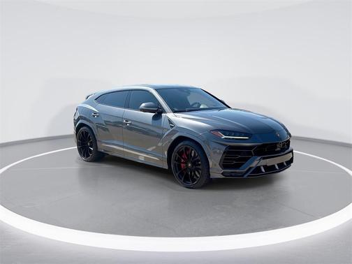 2020 Lamborghini Urus Base