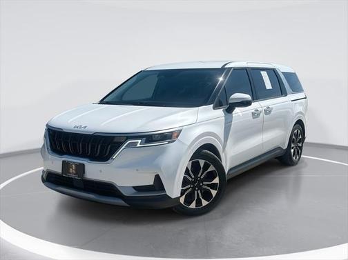 2022 Kia Carnival EX