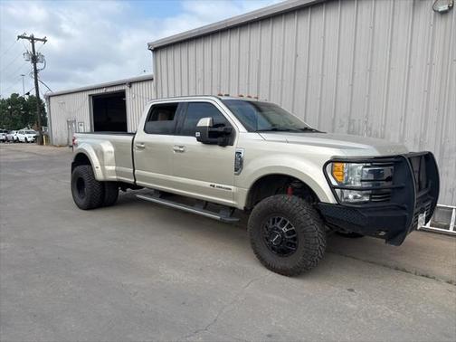 2017 Ford F-350 Lariat