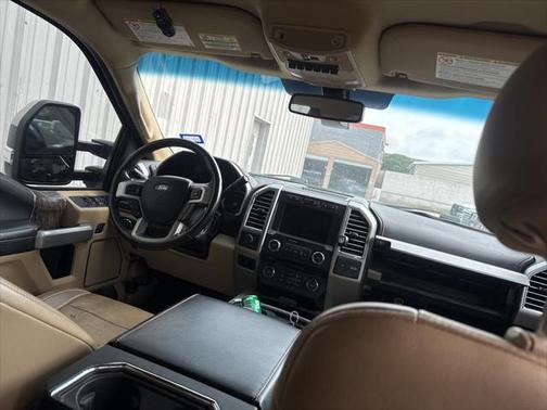 2017 Ford F-350 Lariat