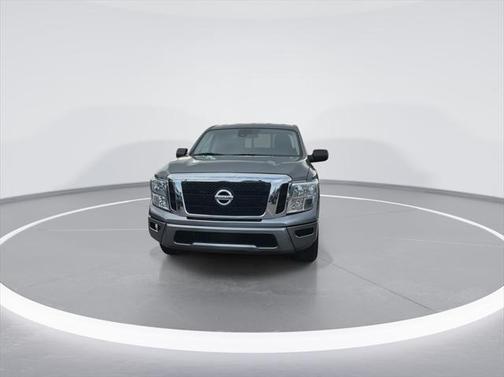 2023 Nissan Titan SV