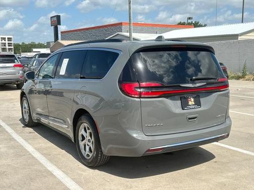 2022 Chrysler Pacifica Limited