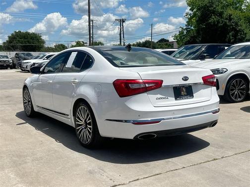 2016 Kia Cadenza Premium