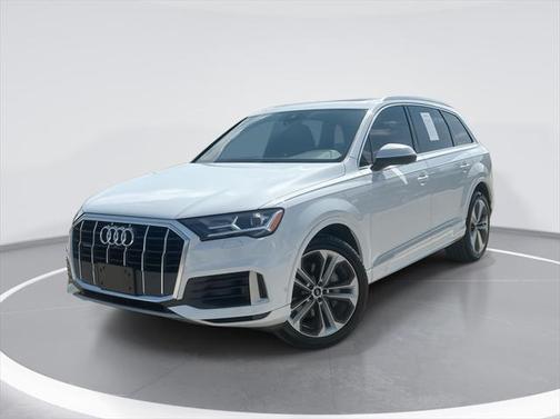 2021 Audi Q7 55 Premium Plus