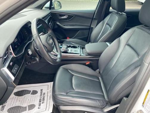 2021 Audi Q7 55 Premium Plus
