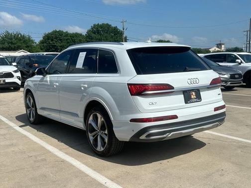 2021 Audi Q7 55 Premium Plus