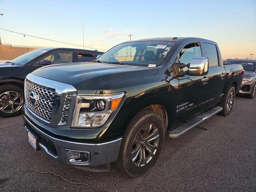 2019 Nissan Titan SL