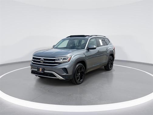 2022 Volkswagen Atlas 3.6L SE w/Technology