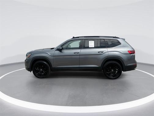 2022 Volkswagen Atlas 3.6L SE w/Technology