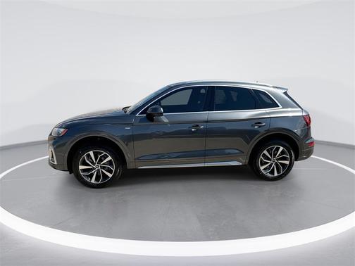 2023 Audi Q5 45 S line Premium