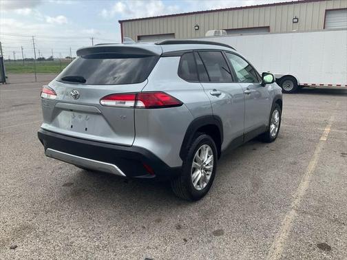 2022 Toyota Corolla Cross LE