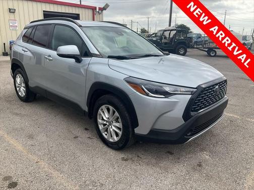 2022 Toyota Corolla Cross LE