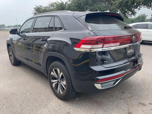 2024 Volkswagen Atlas Cross Sport 2.0T SE