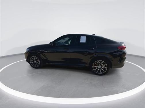 2023 BMW X6 xDrive40i
