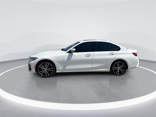 2021 BMW 330e Base