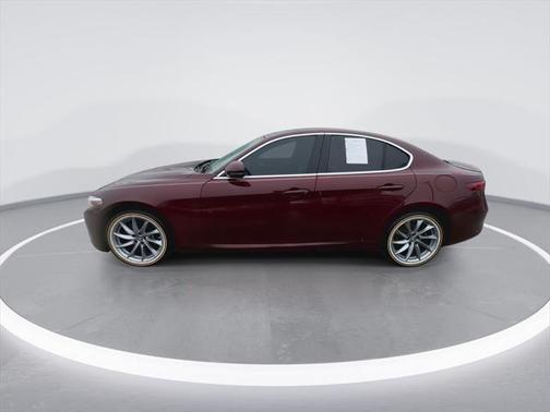 2017 Alfa Romeo Giulia Base