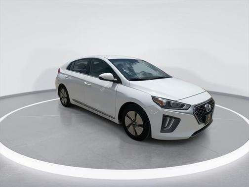 2021 Hyundai IONIQ Hybrid SE