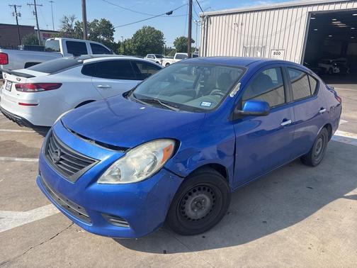 2013 Nissan Versa 1.6 S