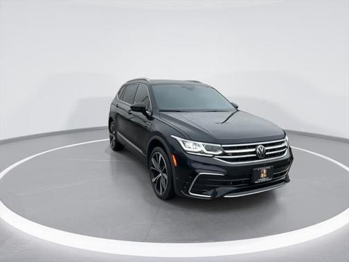 2024 Volkswagen Tiguan 2.0T SEL R-Line 4MOTION