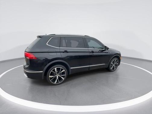 2024 Volkswagen Tiguan 2.0T SEL R-Line 4MOTION