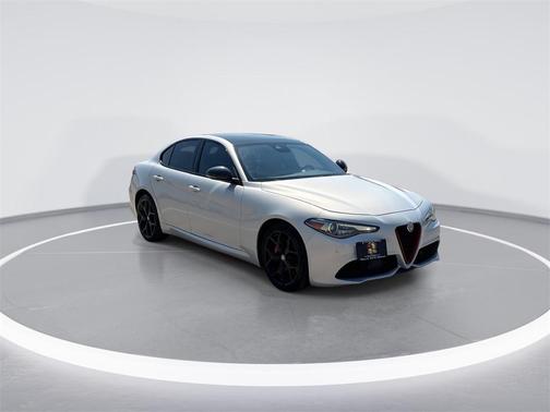2020 Alfa Romeo Giulia Sport
