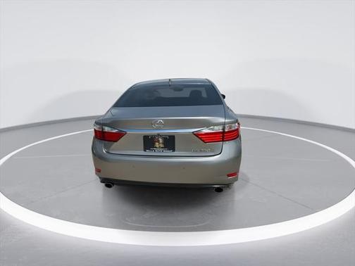 2015 Lexus ES 350 Crafted Line