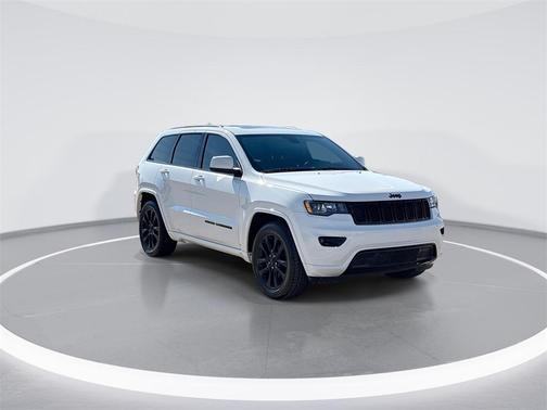 2017 Jeep Grand Cherokee Altitude