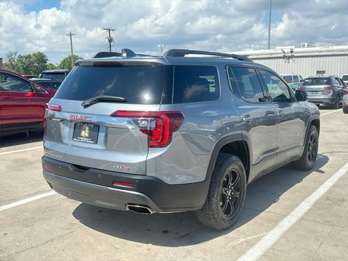 2021 GMC Acadia AWD AT4