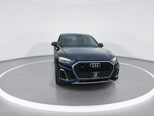 2022 Audi Q5 45 S line Premium Plus