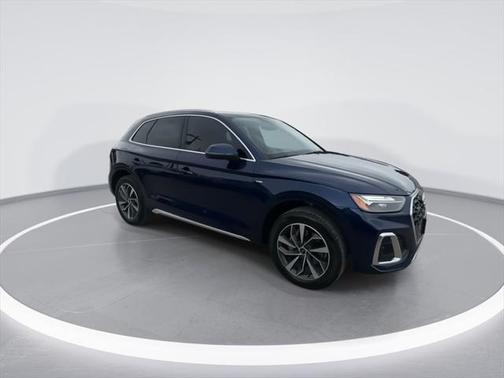 2022 Audi Q5 45 S line Premium Plus