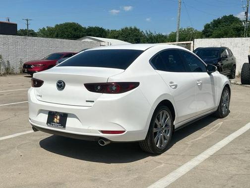 2023 Mazda Mazda3 FWD w/Preferred Package