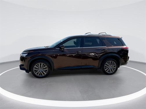 2022 Nissan Pathfinder SL 2WD