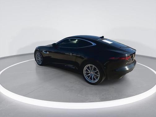 2019 Jaguar F-TYPE P300