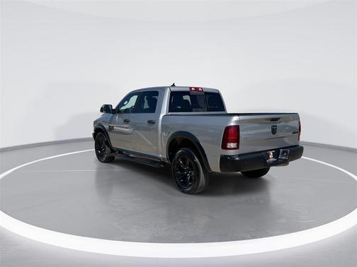 2023 RAM 1500 Classic Warlock Crew Cab 4x4 5'7' Box