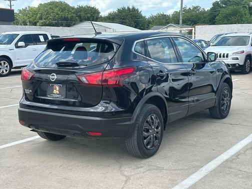 2018 Nissan Rogue Sport S