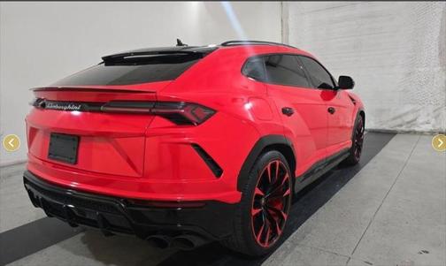 2021 Lamborghini Urus Base