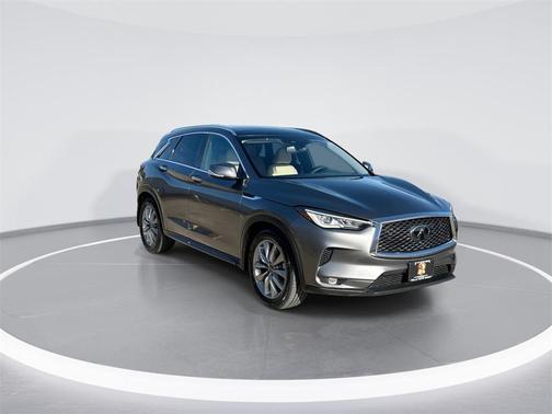 2022 INFINITI QX50 LUXE