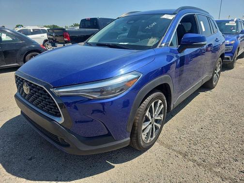 2023 Toyota Corolla Cross XLE