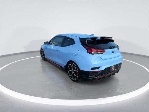 2019 Hyundai Veloster Base