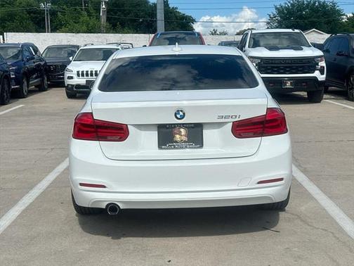 2018 BMW 320 i